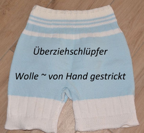 Wolle_44_Strick_hellblau_weiss.jpg